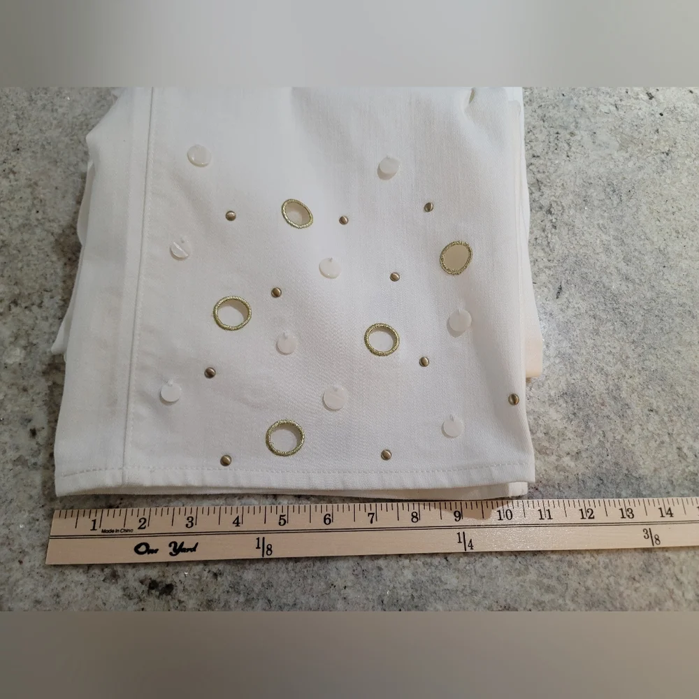 NWT Chico’s Pull-On Embellished Straight-Leg Cropped Jeans Pants Women 2.5 Sz 14 - Picture 7 of 15